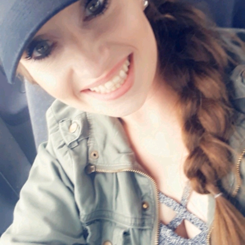 Meet your Posher, Ashlee